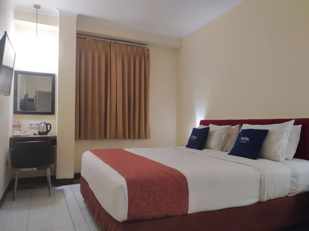Hotel Marlin Pekalongan By Dafam Hotels Dış mekan fotoğraf