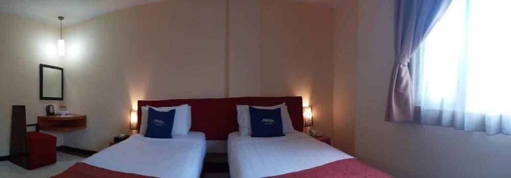 Hotel Marlin Pekalongan By Dafam Hotels Dış mekan fotoğraf